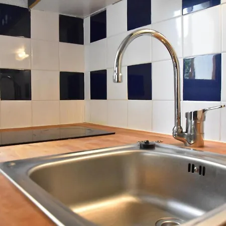 Maison De A - 5 Couchages, Piscine, Proche Et Commerces - Fr-1-229-816 *